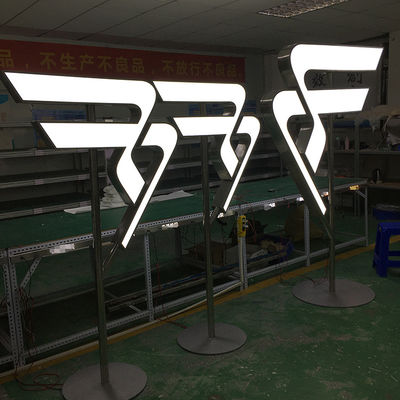 SMD5050 Led Acrylic Dấu hiệu chữ 3D Đặt tự do 50000 giờ làm việc