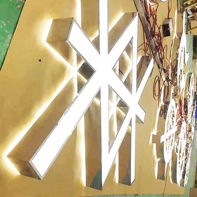 Logo bằng thép không gỉ khổng lồ Sáng lên chữ cái Dấu hiệu cho sự kiện CE ROHS