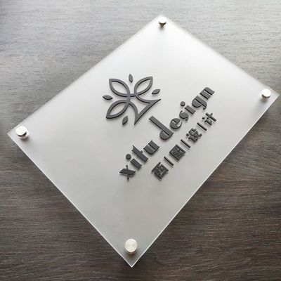 Chữ cái bảng chữ cái acrylic màu trắng đầy cảm hứng Quảng cáo chữ acrylic được chế tạo