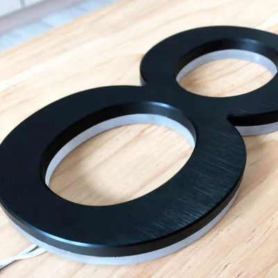 Quảng cáo 3D Acrylic Backlit Letter Sign Màu đen Sơn dày 12cm