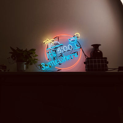 Hộp đèn neon tùy chỉnh acrylic Dấu hiệu Cocktail màu hồng không thấm nước