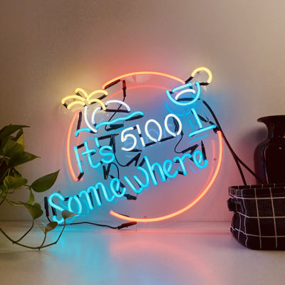 Hộp đèn neon tùy chỉnh acrylic Dấu hiệu Cocktail màu hồng không thấm nước